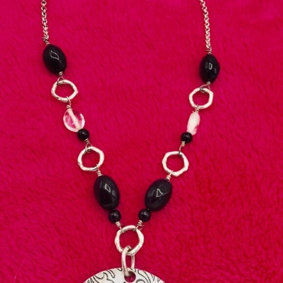 LIA SOPHIA Silver Tone Chain Large Carved Beads 15"-18" - Picture 7 of 12